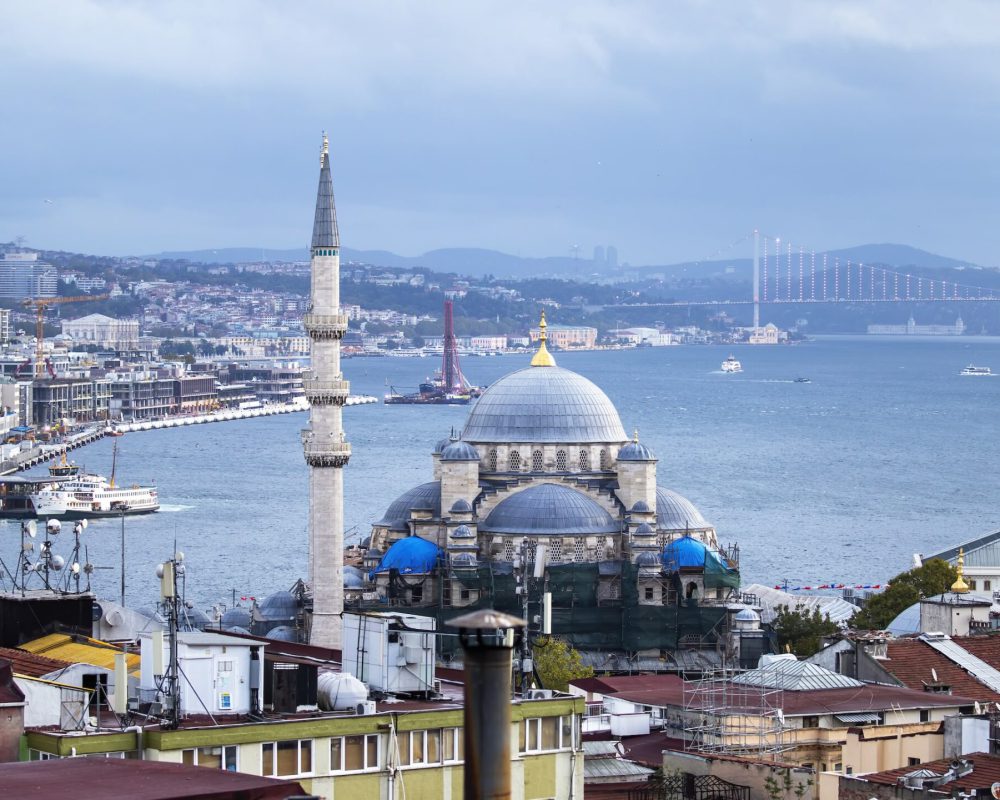 new-mosque-and-city-view-of-istanbul-turkey-2025-02-17-15-58-38-utc